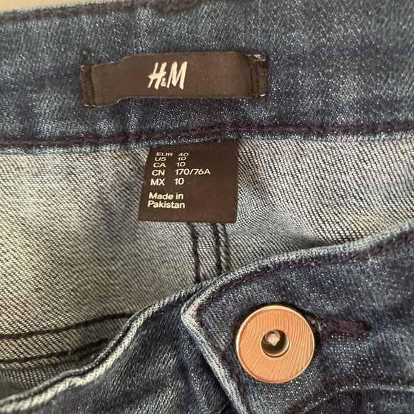H&M skinny jeans 👖 - Picture 6 of 6